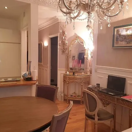 Apartment Au Coeur Du Quartier Butte Montmartre